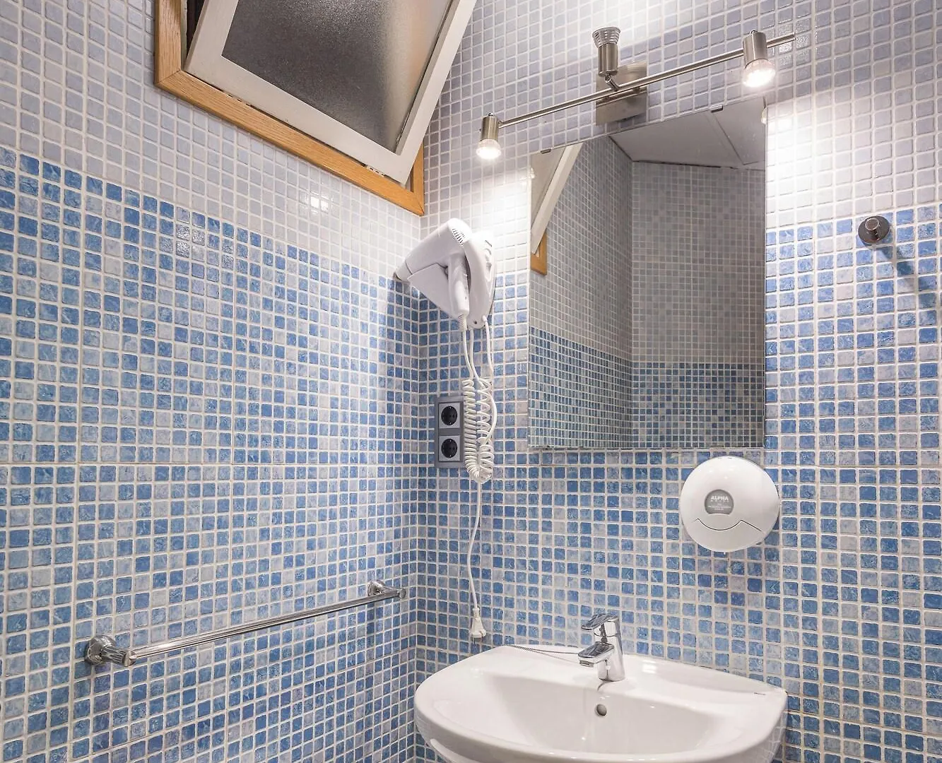 ** Hotel Bypillow Erba Girona Španělsko
