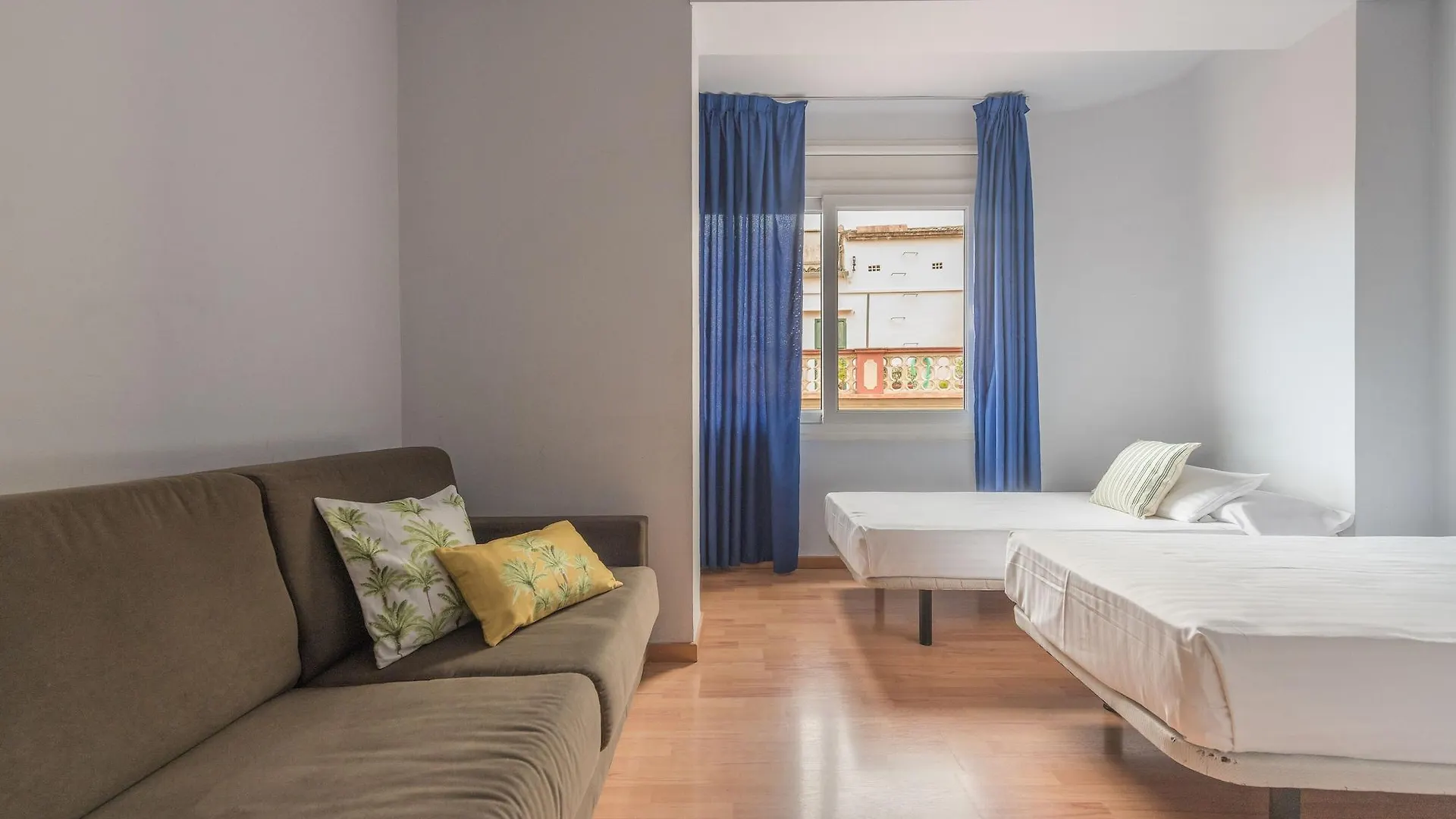 Hotel Bypillow Erba Girona