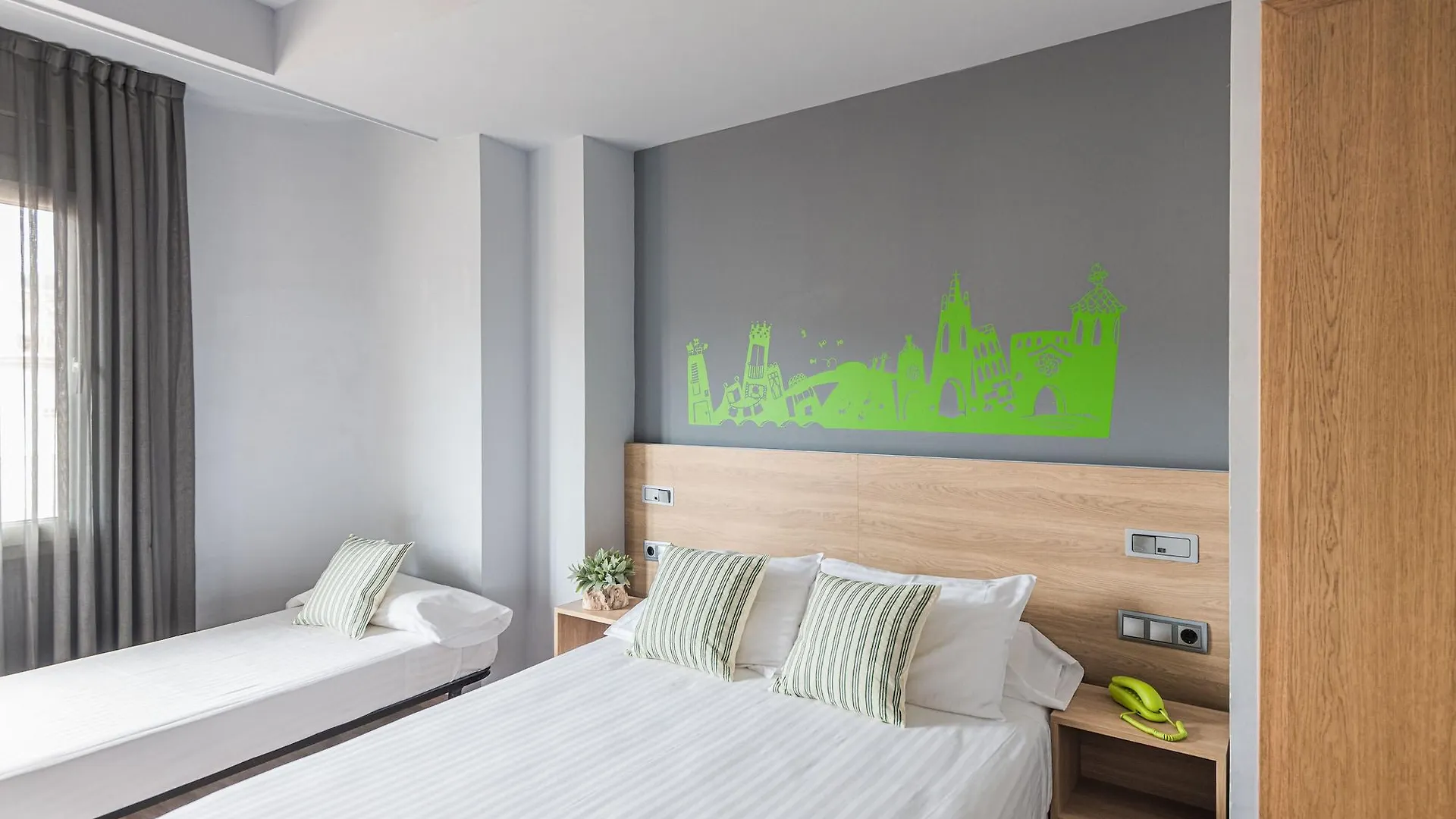 Hotel Bypillow Erba Girona