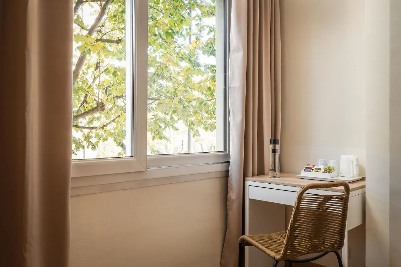 Hotel Bypillow Erba Girona