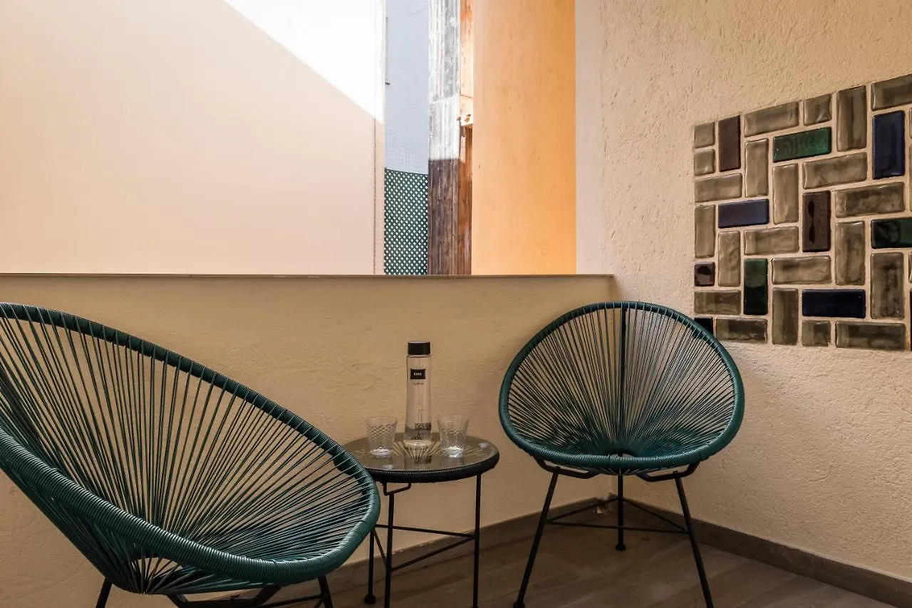 ** Hotel Bypillow Erba Girona Hiszpania