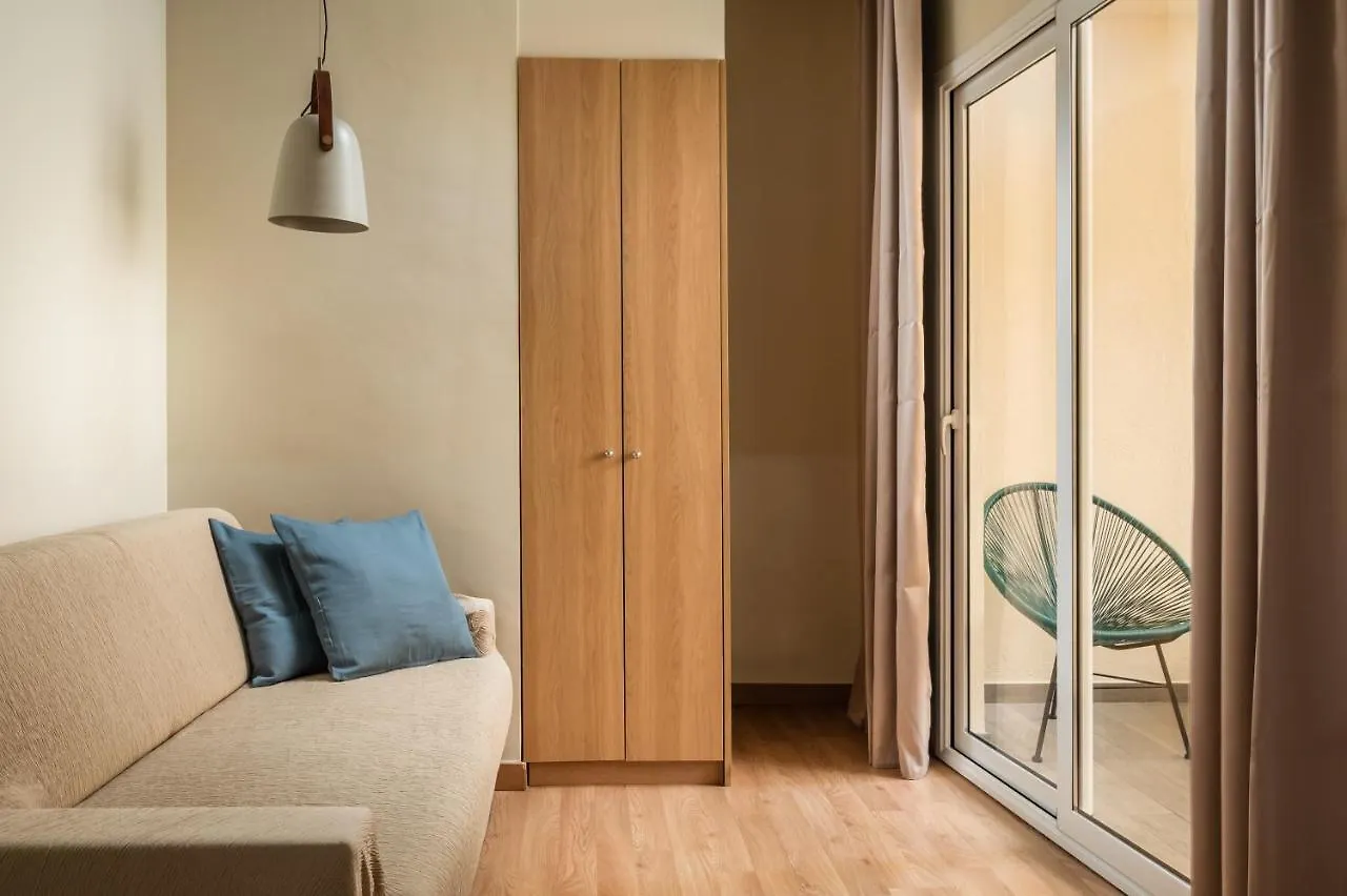 Bypillow Erba Girona Hotel