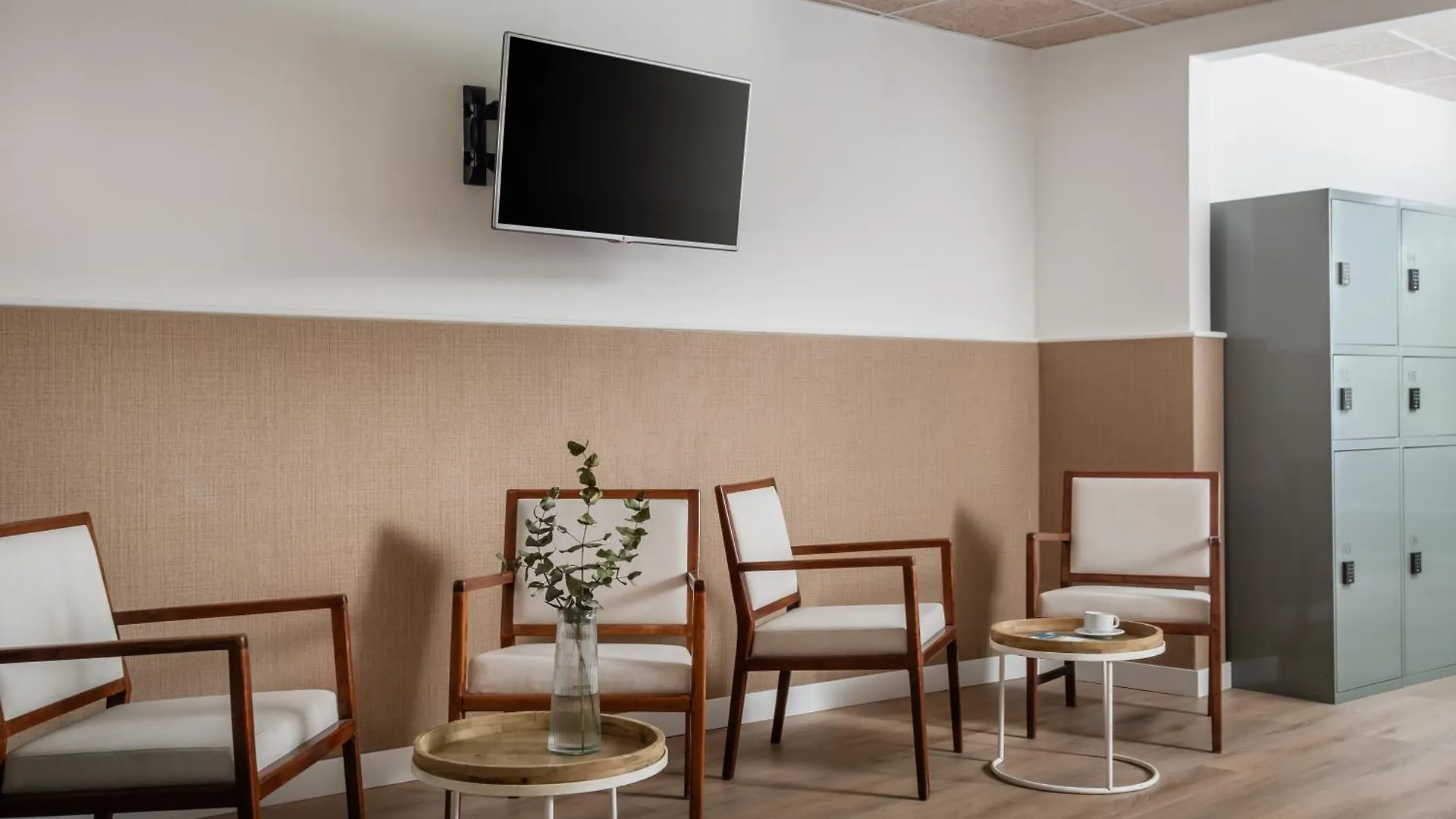 Bypillow Erba Girona Hotel
